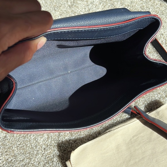 Louis Vuitton Lockme II BB Marine Rouge - Picture 3 of 11